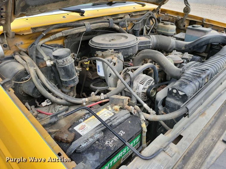 image for item DZ6710 1992 Ford F450 Super Duty utility / service truck