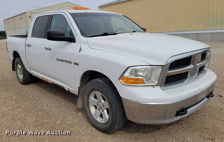 image for item DZ6712 2011 RAM 1500 Crew Cab pickup truck