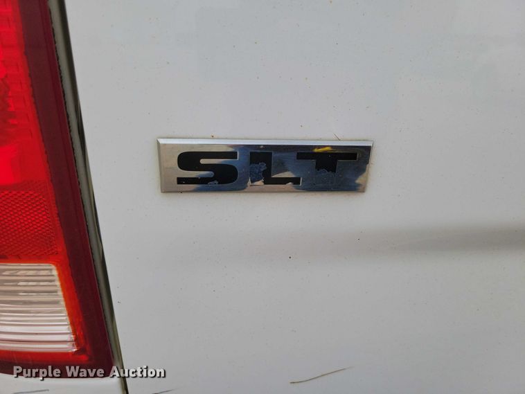 image for item DZ6712 2011 RAM 1500 Crew Cab pickup truck