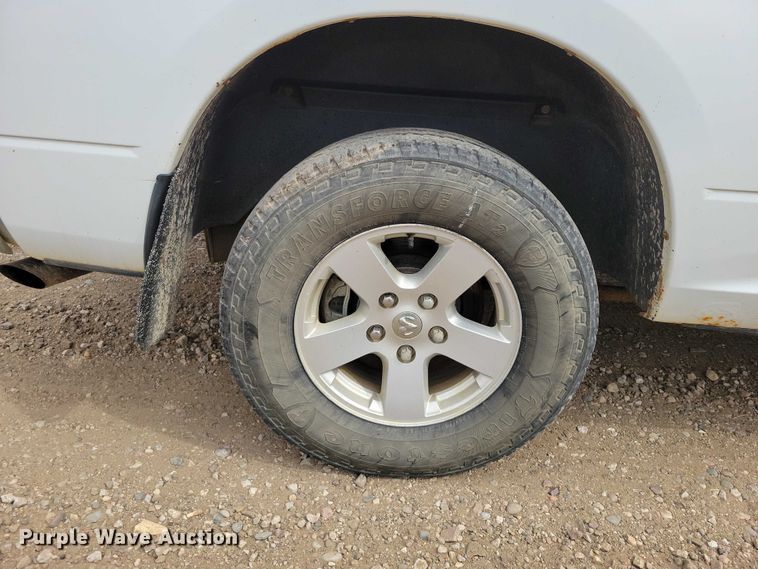image for item DZ6712 2011 RAM 1500 Crew Cab pickup truck
