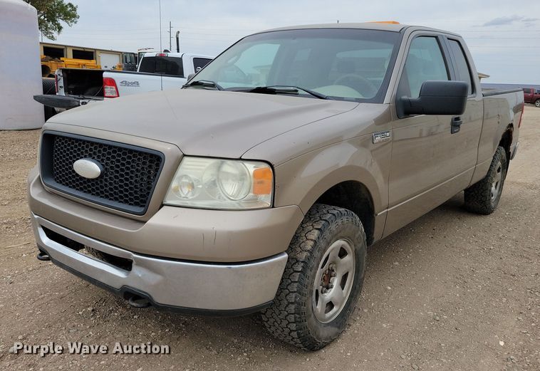 image for item DZ6716 2006 Ford F150 SuperCab pickup truck