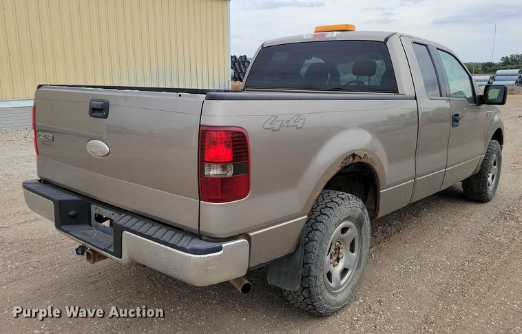 image for item DZ6716 2006 Ford F150 SuperCab pickup truck