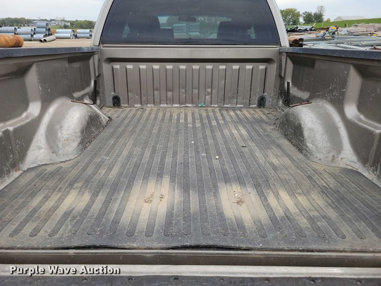 image for item DZ6716 2006 Ford F150 SuperCab pickup truck