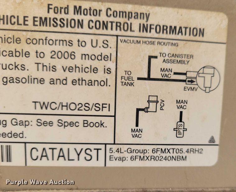 image for item DZ6716 2006 Ford F150 SuperCab pickup truck
