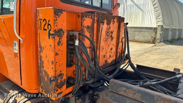 image for item EA1963 1995 International 4700 dump truck