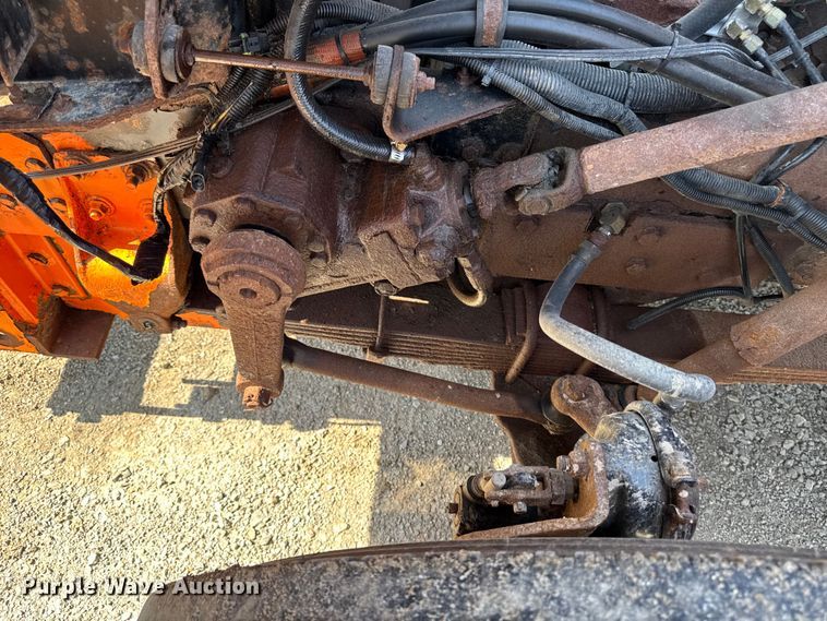 image for item EA1963 1995 International 4700 dump truck