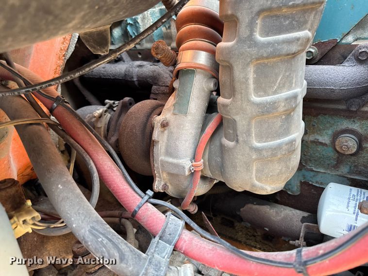 image for item EA1963 1995 International 4700 dump truck