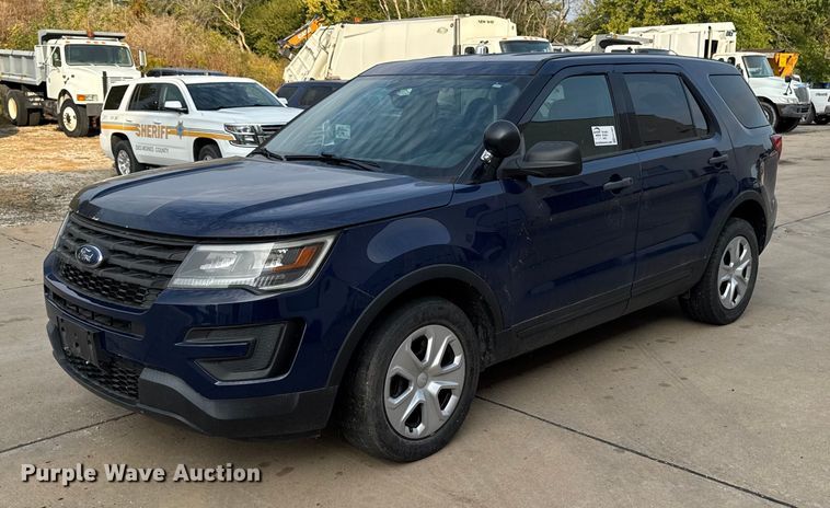 image for item EA1967 2019 Ford Explorer Police Interceptor SUV