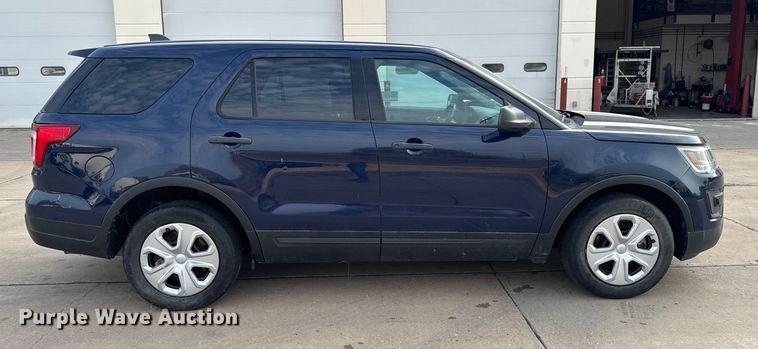 image for item EA1967 2019 Ford Explorer Police Interceptor SUV