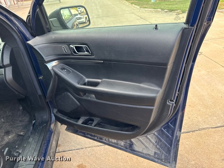 image for item EA1967 2019 Ford Explorer Police Interceptor SUV