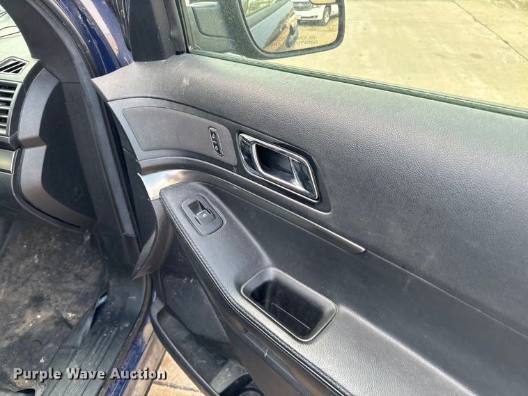 image for item EA1967 2019 Ford Explorer Police Interceptor SUV