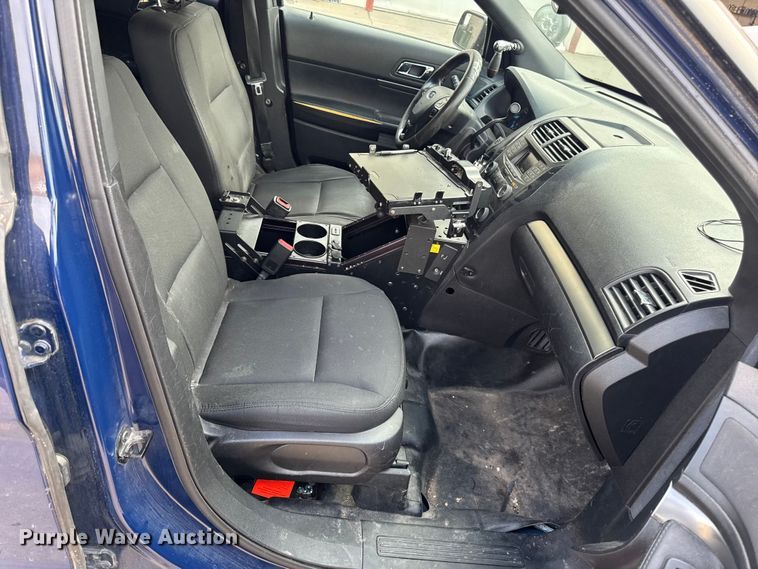 image for item EA1967 2019 Ford Explorer Police Interceptor SUV