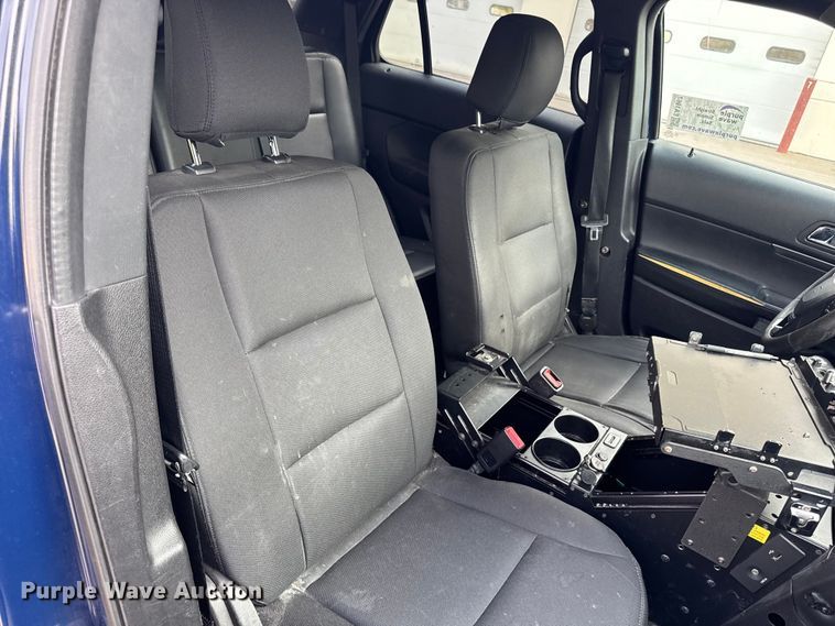 image for item EA1967 2019 Ford Explorer Police Interceptor SUV