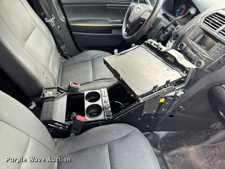 image for item EA1967 2019 Ford Explorer Police Interceptor SUV