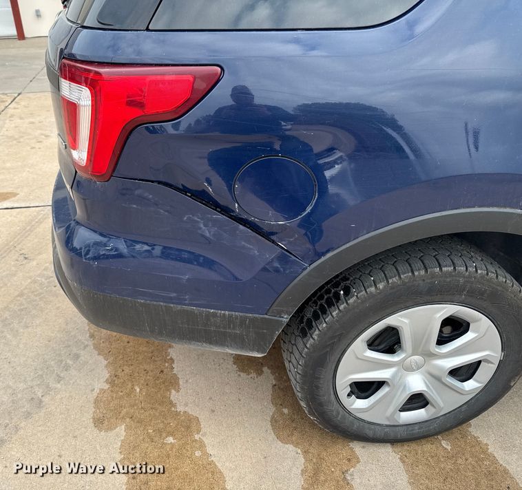 image for item EA1969 2017 Ford Explorer Police Interceptor SUV