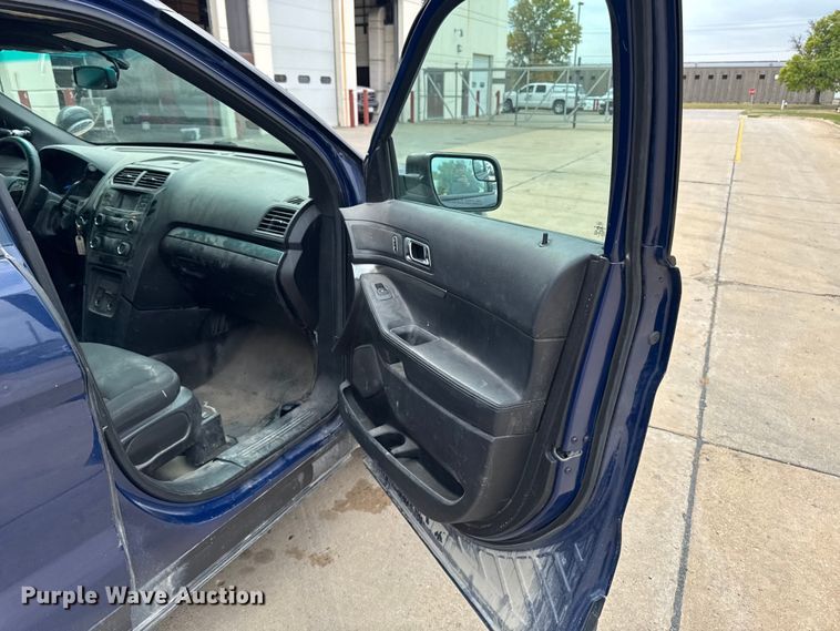 image for item EA1969 2017 Ford Explorer Police Interceptor SUV