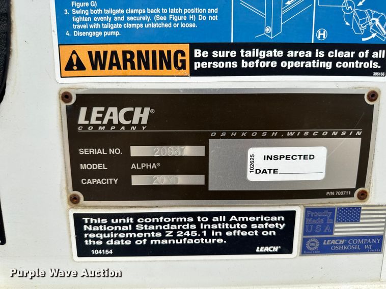 image for item EA1970 2004 International MA035 refuse truck