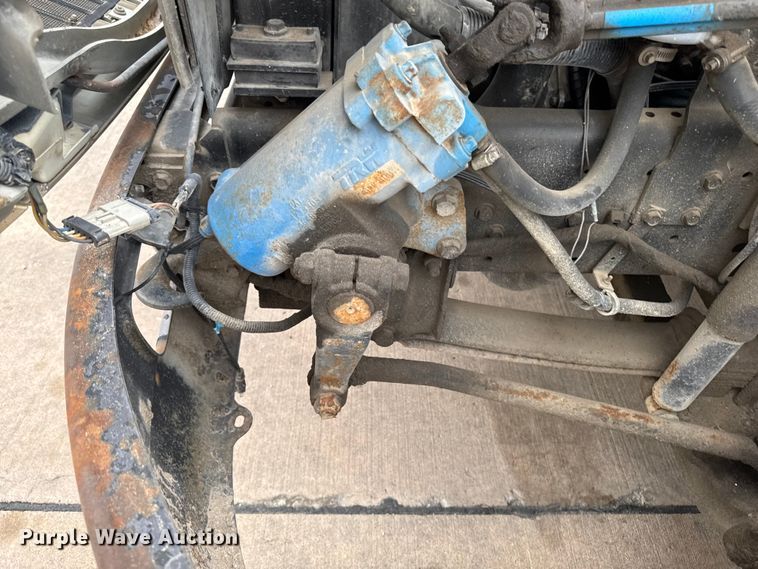 image for item EA1970 2004 International MA035 refuse truck