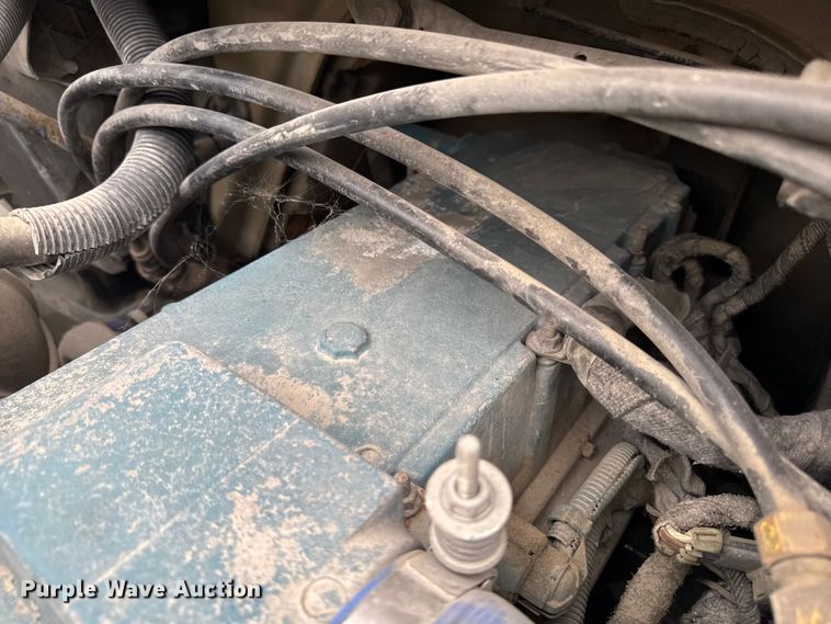 image for item EA1970 2004 International MA035 refuse truck