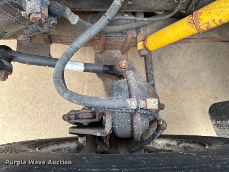 image for item EA1971 2001 International 4900 dump truck