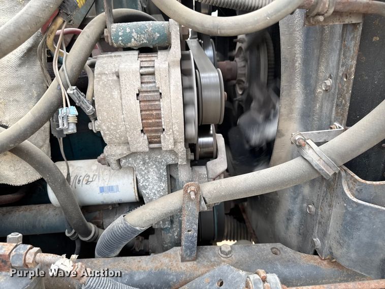 image for item EA1971 2001 International 4900 dump truck