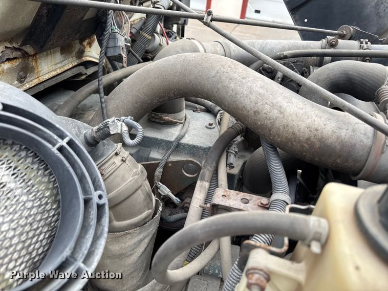 image for item EA1971 2001 International 4900 dump truck