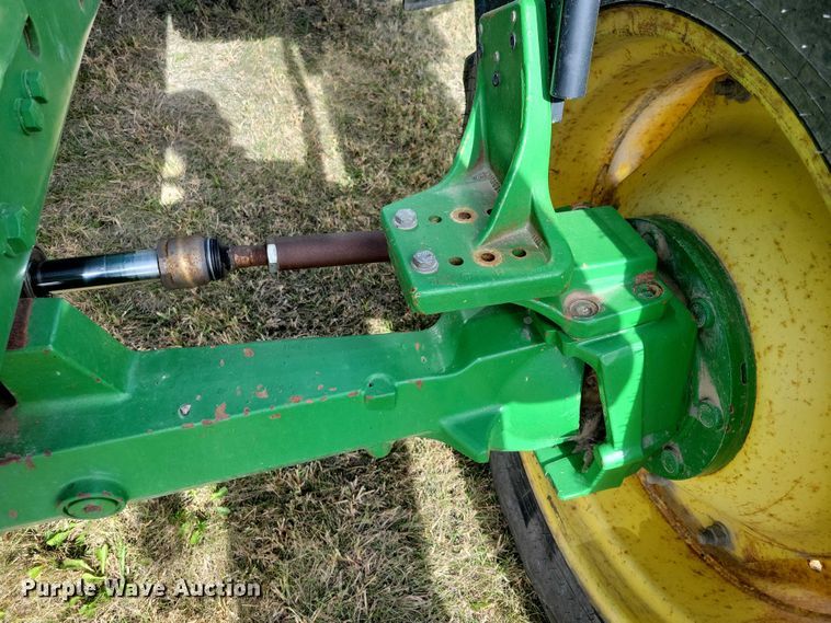 image for item EA2662 2001 John Deere 7210 MFWD tractor