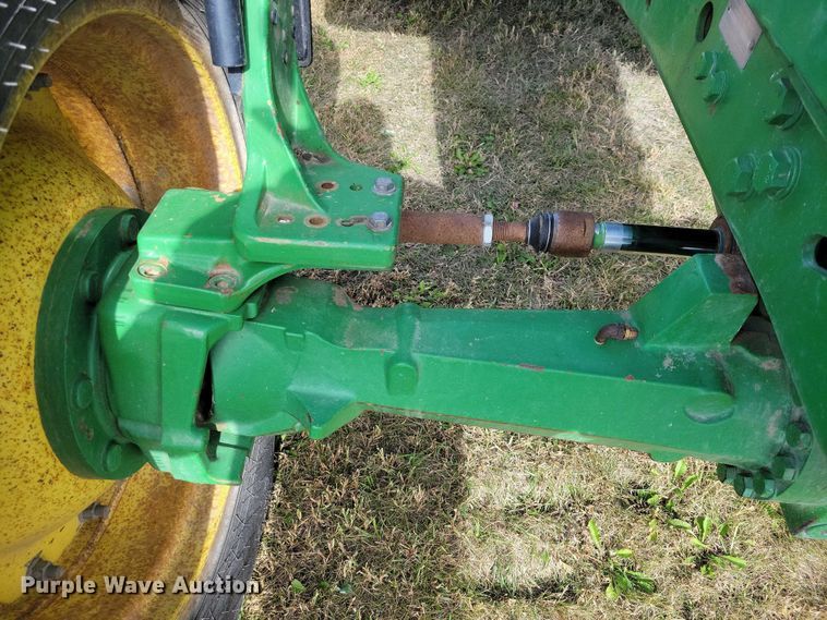 image for item EA2662 2001 John Deere 7210 MFWD tractor