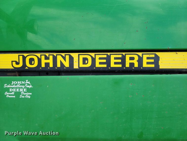 image for item EA2662 2001 John Deere 7210 MFWD tractor