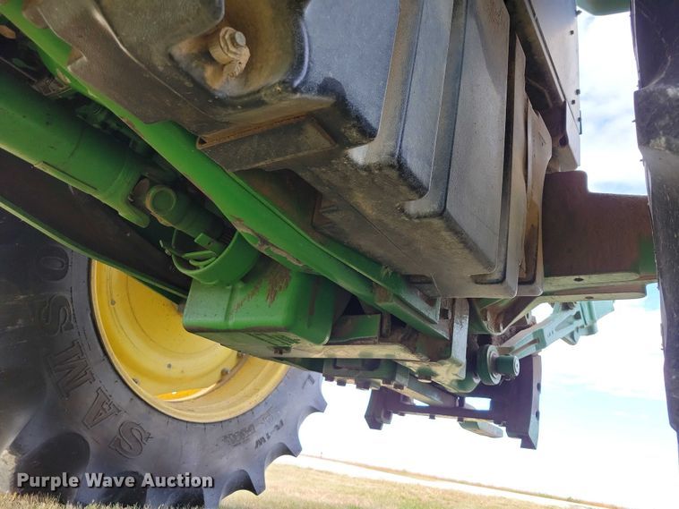 image for item EA2662 2001 John Deere 7210 MFWD tractor