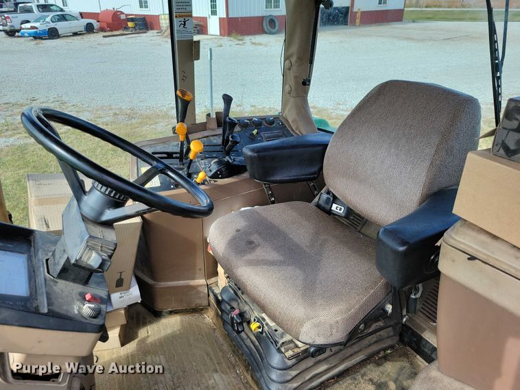 image for item EA2662 2001 John Deere 7210 MFWD tractor