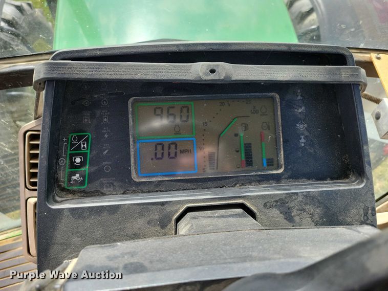 image for item EA2662 2001 John Deere 7210 MFWD tractor