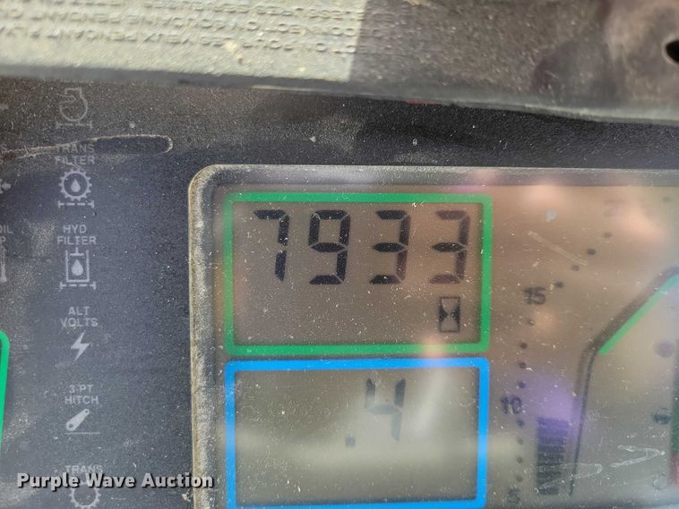 image for item EA2662 2001 John Deere 7210 MFWD tractor