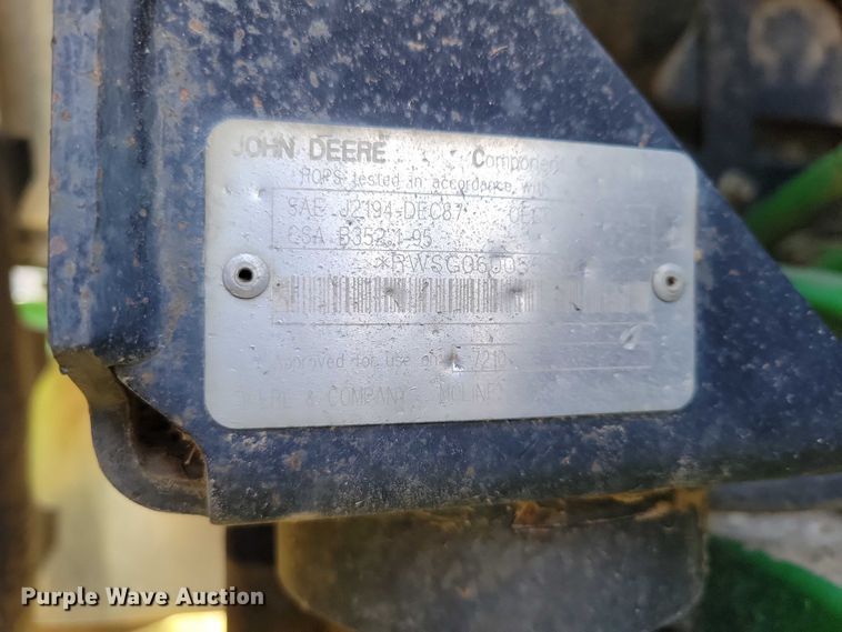 image for item EA2662 2001 John Deere 7210 MFWD tractor