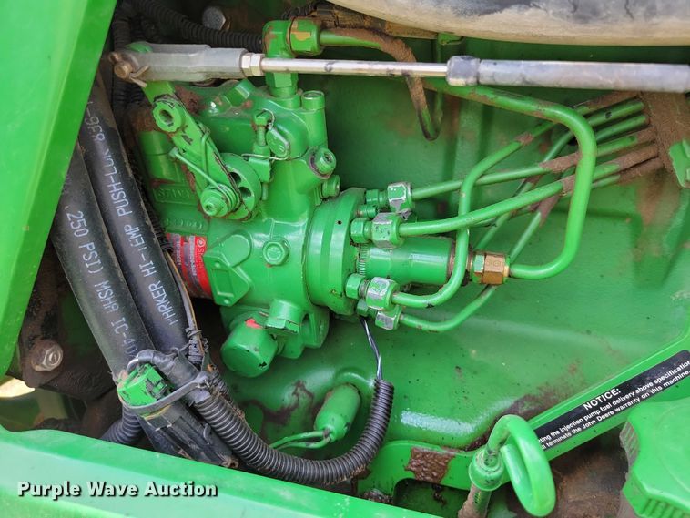image for item EA2662 2001 John Deere 7210 MFWD tractor