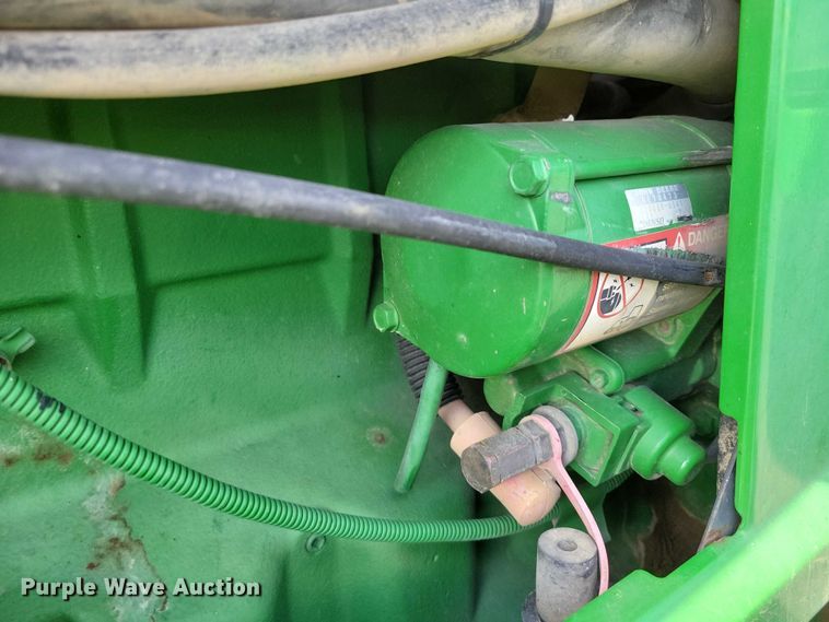 image for item EA2662 2001 John Deere 7210 MFWD tractor