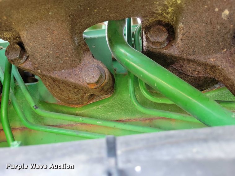 image for item EA2662 2001 John Deere 7210 MFWD tractor