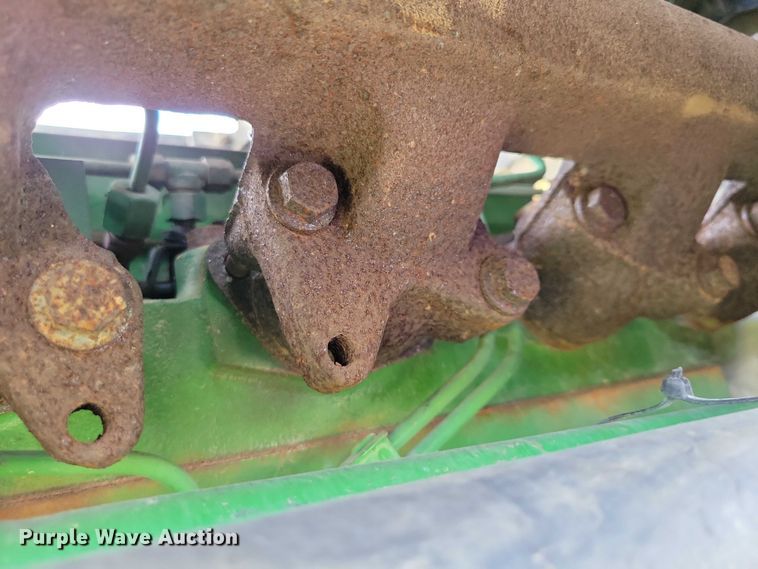 image for item EA2662 2001 John Deere 7210 MFWD tractor