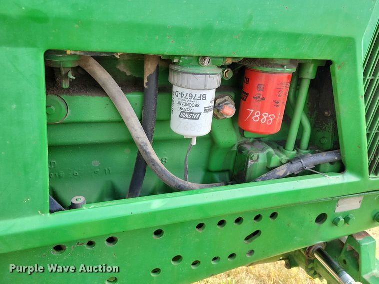 image for item EA2662 2001 John Deere 7210 MFWD tractor