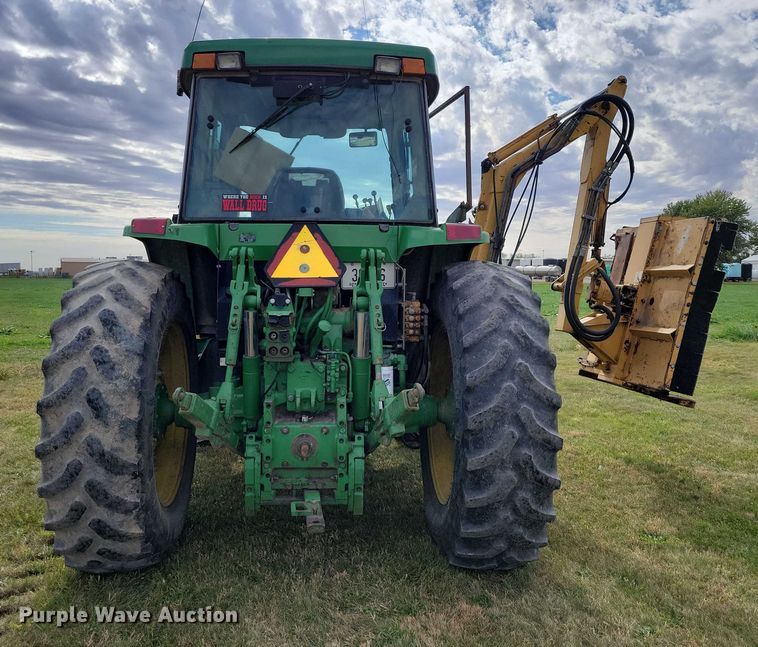 image for item EA2663 2001 John Deere 7210 MFWD tractor