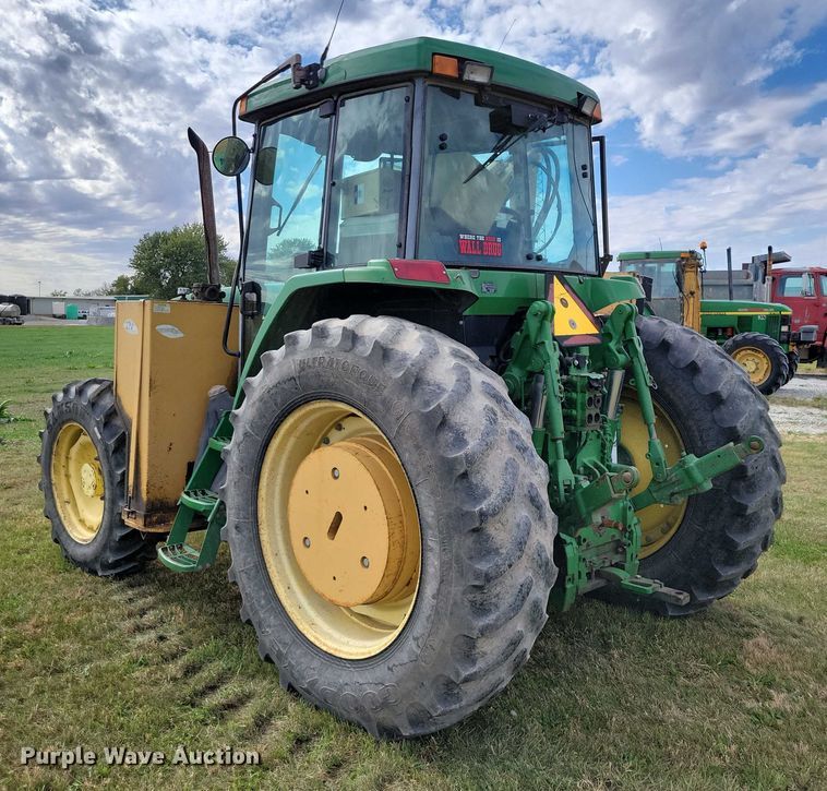image for item EA2663 2001 John Deere 7210 MFWD tractor
