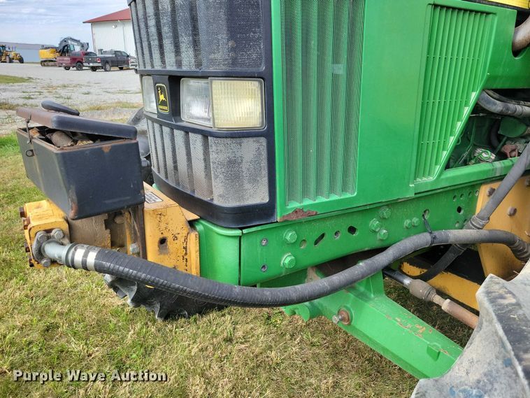image for item EA2663 2001 John Deere 7210 MFWD tractor