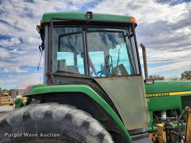 image for item EA2663 2001 John Deere 7210 MFWD tractor