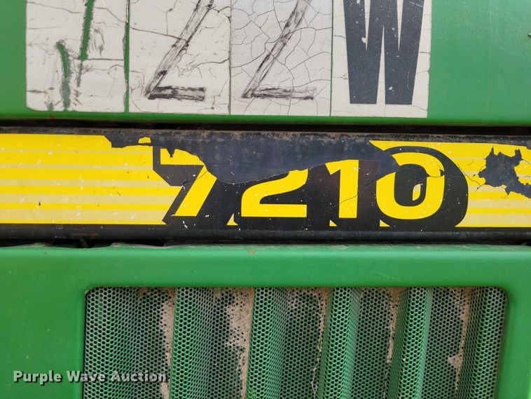 image for item EA2663 2001 John Deere 7210 MFWD tractor