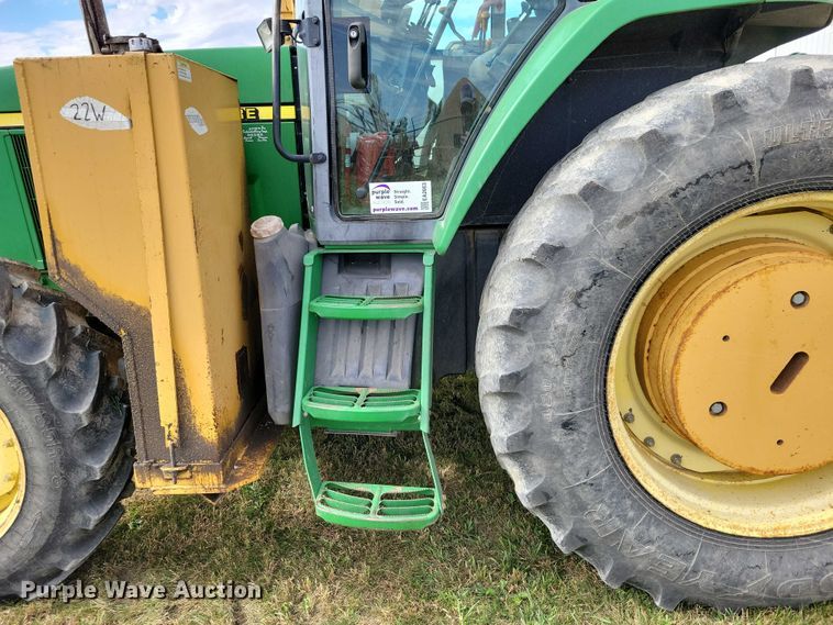 image for item EA2663 2001 John Deere 7210 MFWD tractor