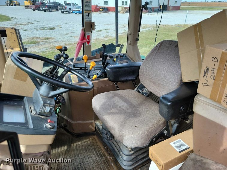 image for item EA2663 2001 John Deere 7210 MFWD tractor