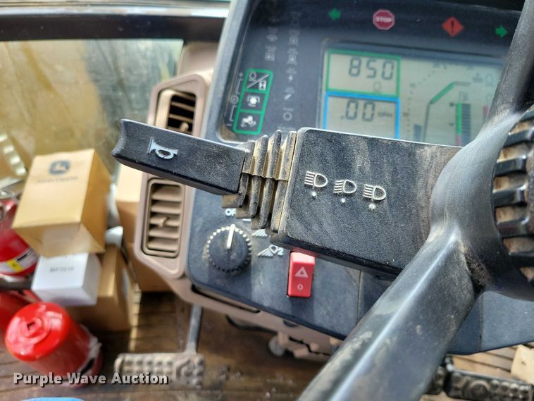 image for item EA2663 2001 John Deere 7210 MFWD tractor