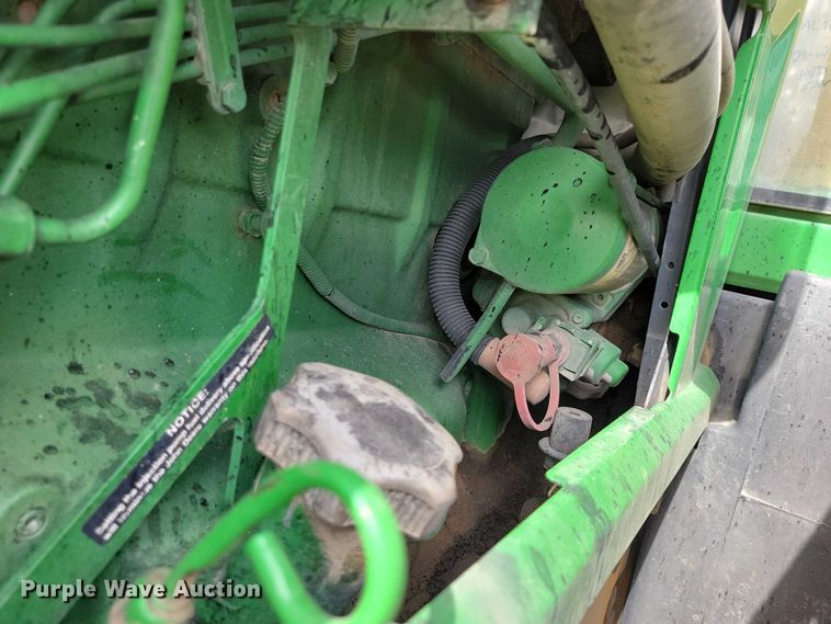 image for item EA2663 2001 John Deere 7210 MFWD tractor