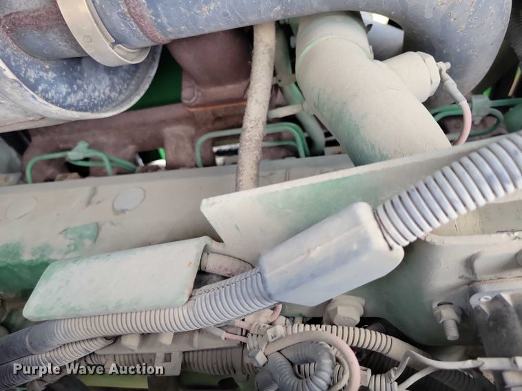 image for item EA2663 2001 John Deere 7210 MFWD tractor