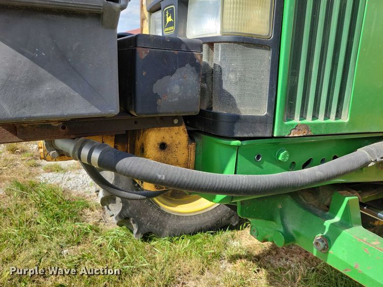 image for item EA2664 2001 John Deere 7210 MFWD tractor